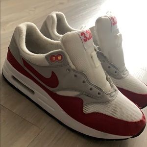 Worn Retro Airmax
